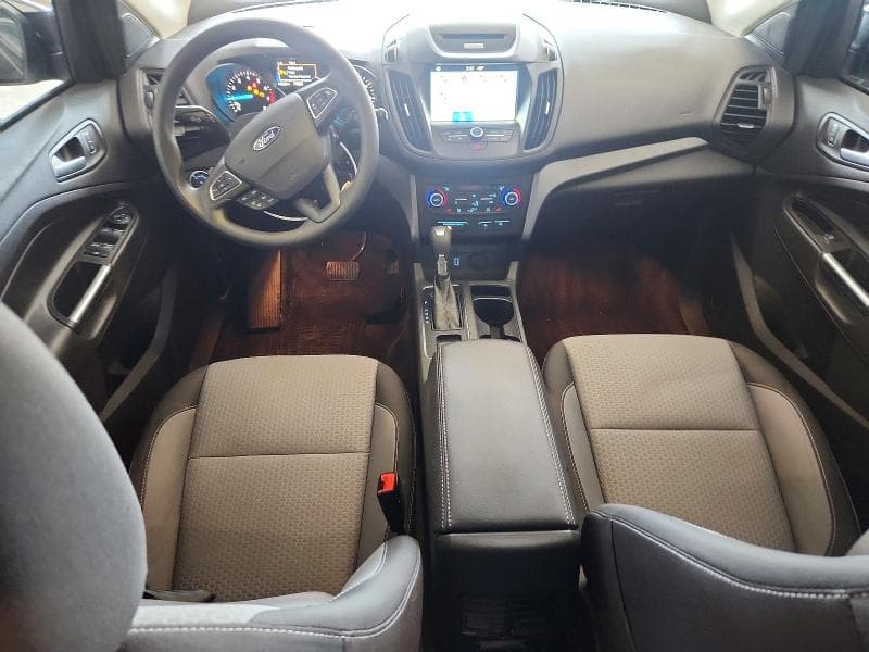 2017 FORD ESCAPE SE 8