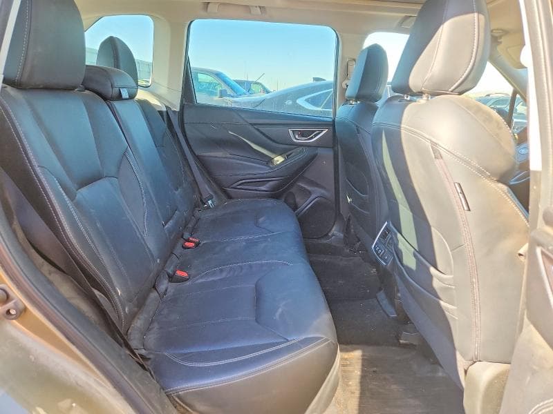 2023 SUBARU FORESTER TOURING 11