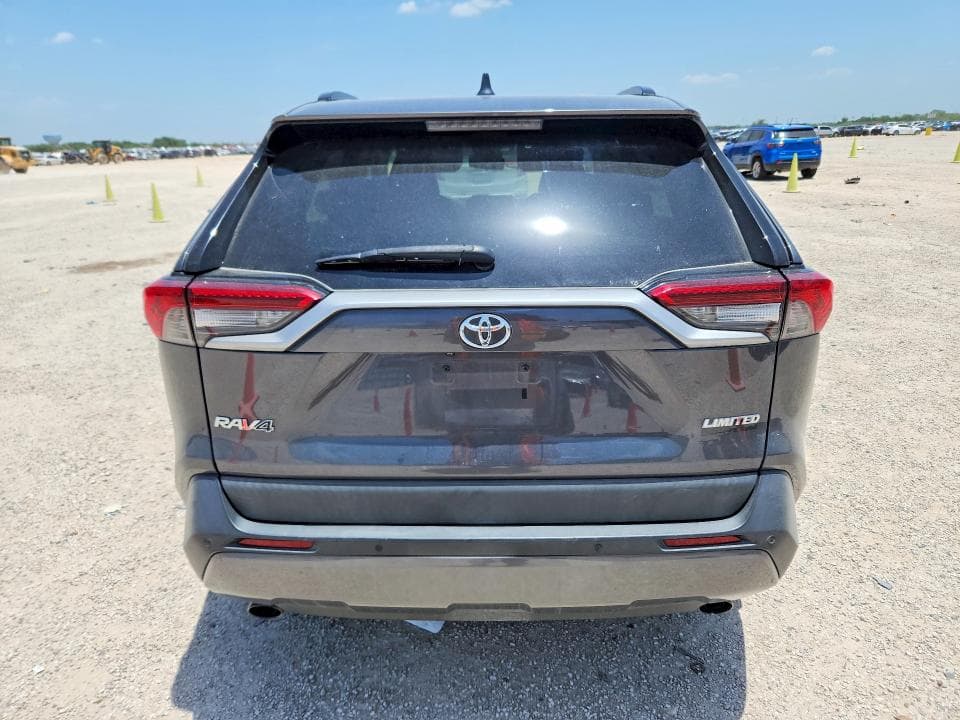 2019 TOYOTA RAV4 LIMITED 6