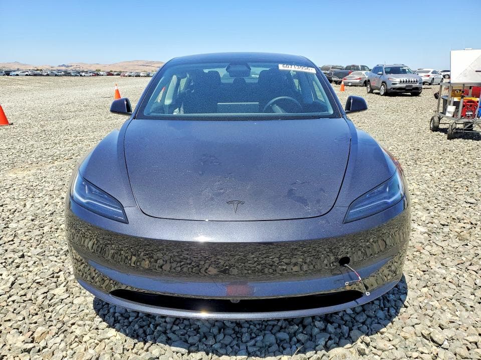 2026 TESLA MODEL 3 5