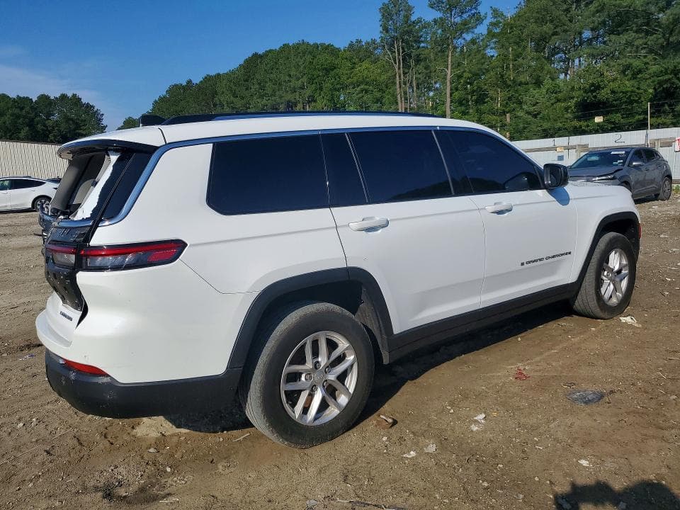 2023 JEEP GRAND CHEROKEE L LAREDO 3