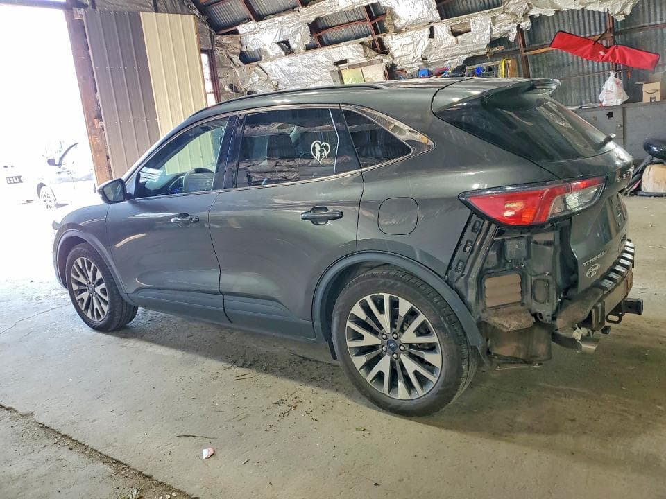 2020 FORD ESCAPE TITANIUM 2