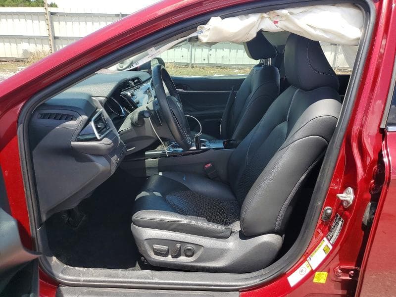 2018 TOYOTA CAMRY XSE 7