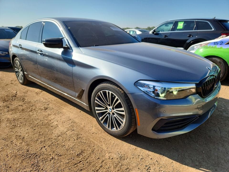 2019 BMW 530 XI 4