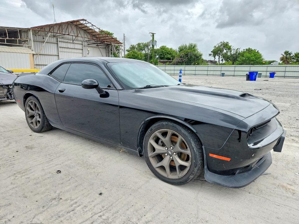 2019 DODGE CHALLENGER GT 4
