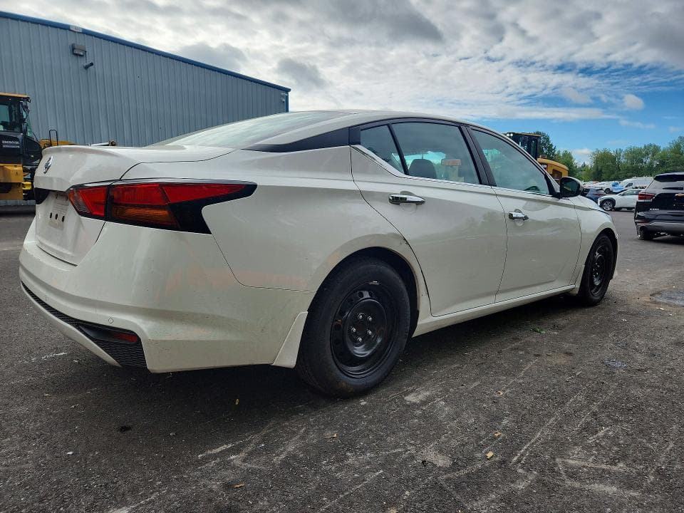 2021 NISSAN ALTIMA S 3