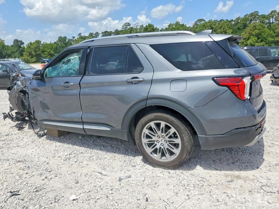 2026 FORD EXPLORER PLATINUM 2