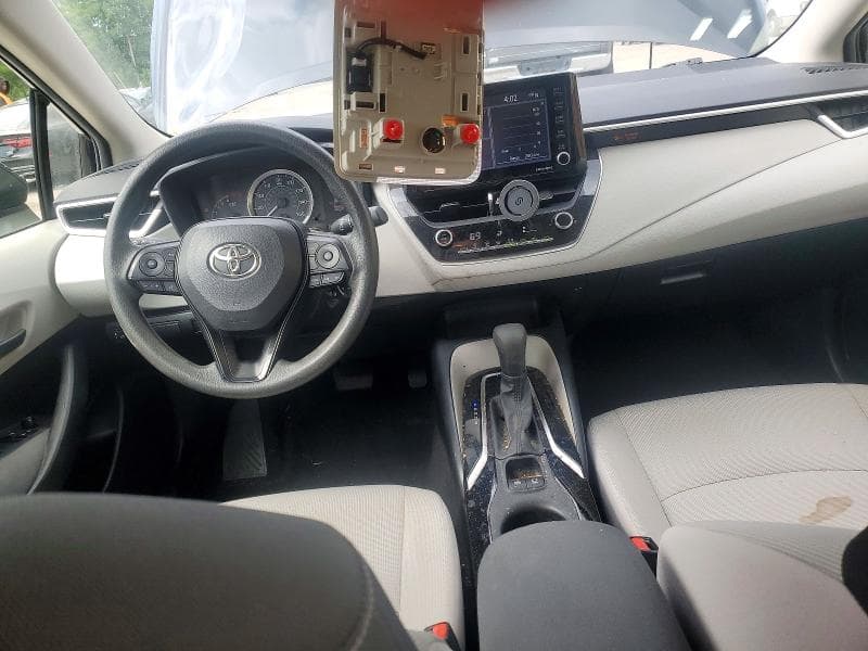 2022 TOYOTA COROLLA LE 8