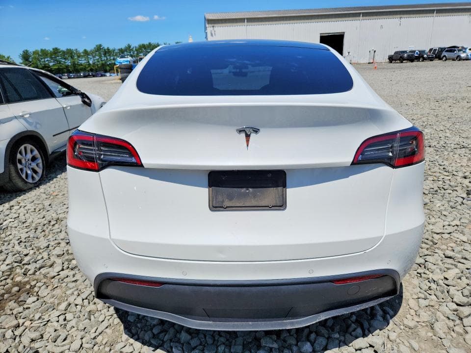 2021 TESLA MODEL Y 6