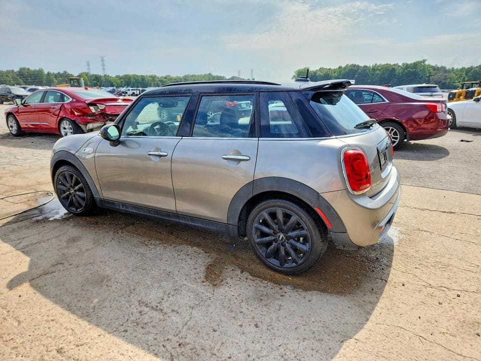2018 MINI COOPER S 2