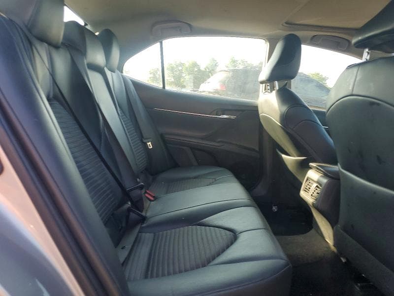 2020 TOYOTA CAMRY 10