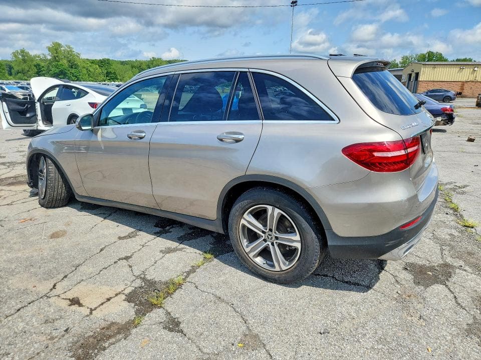 2019 MERCEDES-BENZ GLC 300 4MATIC 2