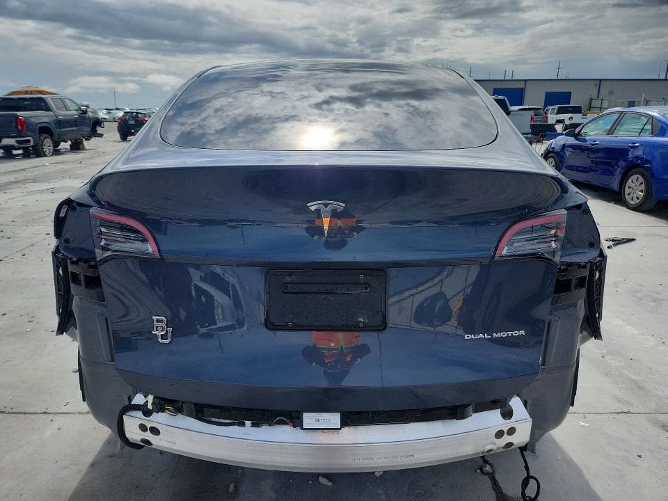 2022 TESLA MODEL Y 6