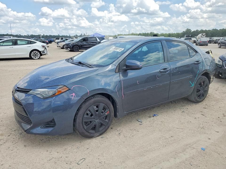 2018 TOYOTA COROLLA LE - 1