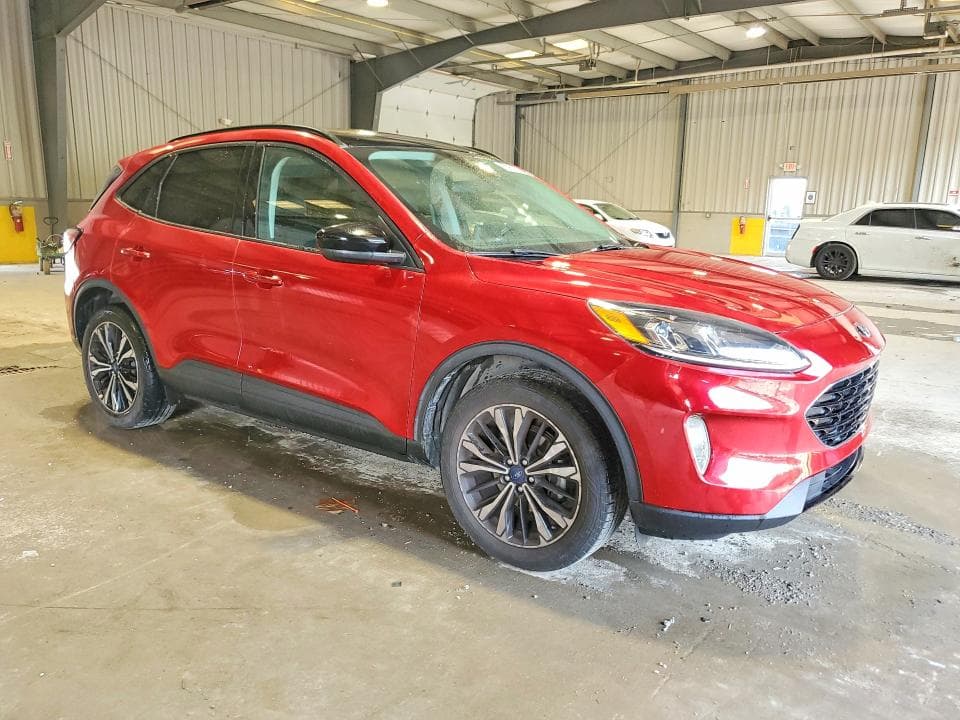 2021 FORD ESCAPE SEL 4