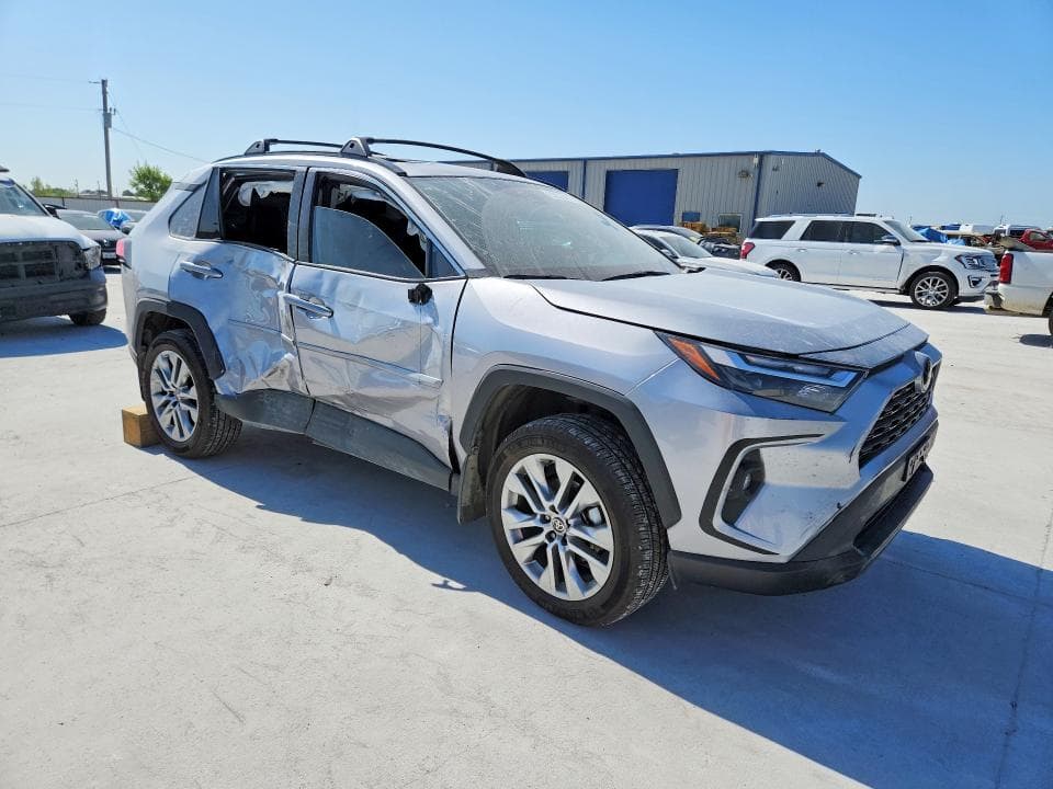 2023 TOYOTA RAV4 XLE PREMIUM 4