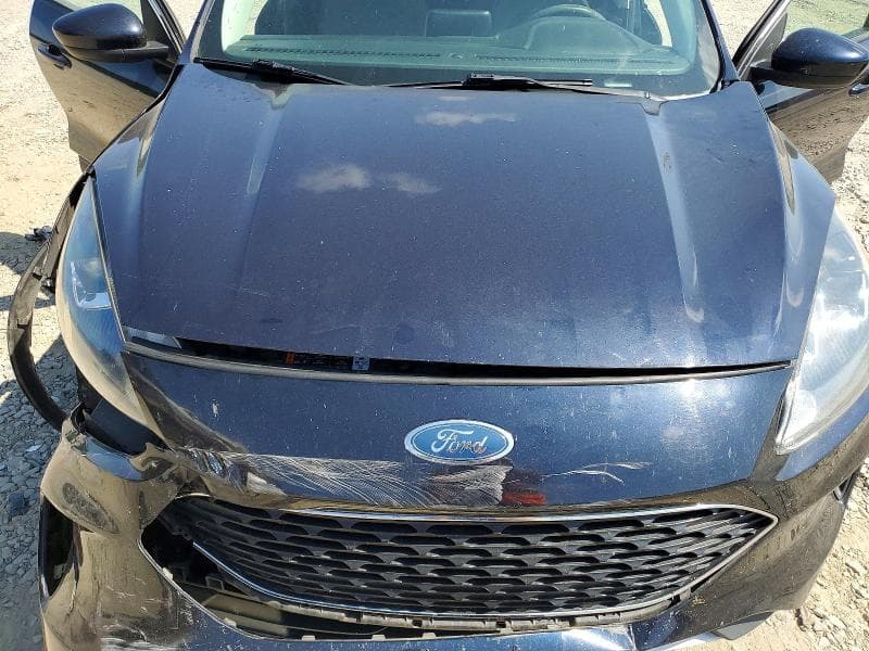2021 FORD ESCAPE SE 12
