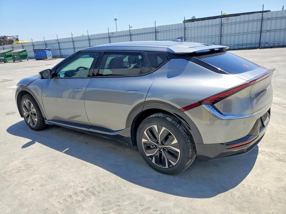 2023 KIA EV6 WIND 2