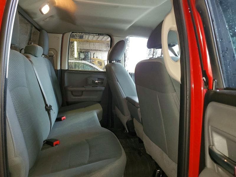 2019 RAM 1500 CLASSIC SLT 10