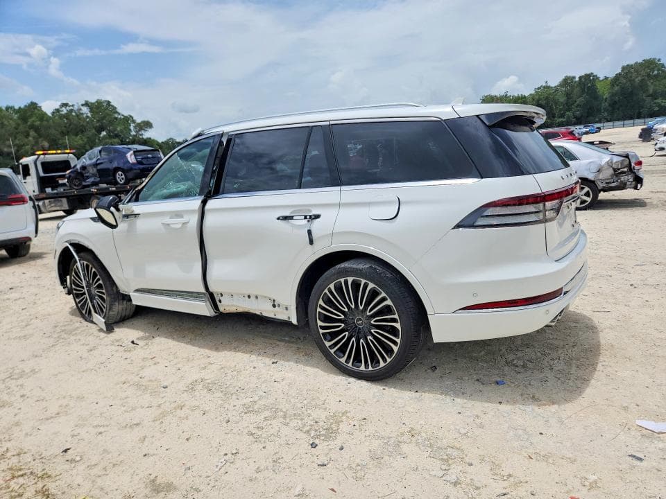 2023 LINCOLN AVIATOR BLACK LABEL 2