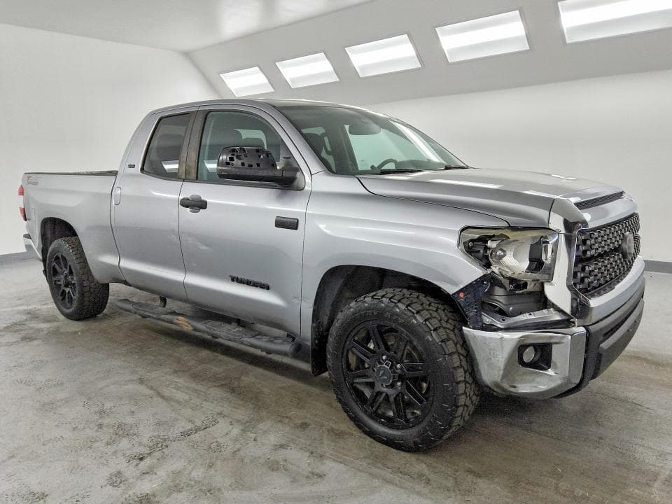2020 TOYOTA TUNDRA SR5 4