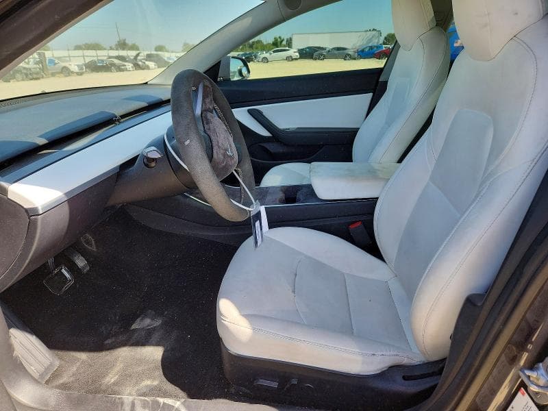 2018 TESLA MODEL 3 7