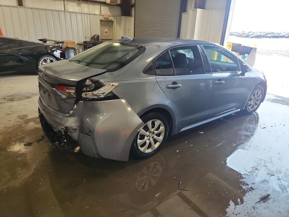 2022 TOYOTA COROLLA LE 3