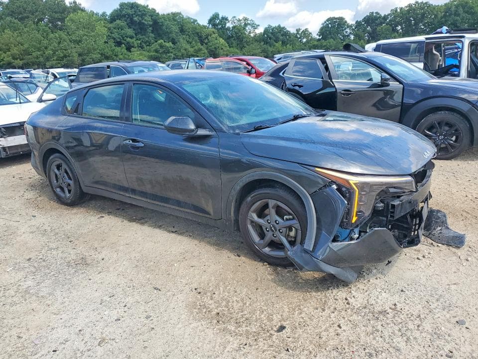 2025 KIA K4 LXS 4