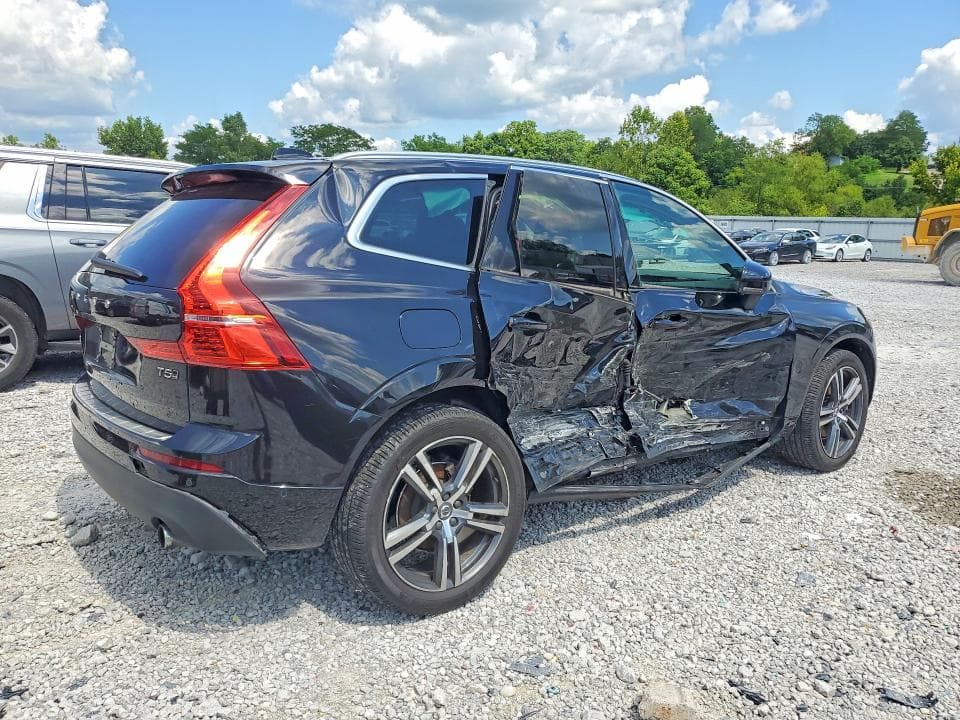 2019 VOLVO XC60 T5 3