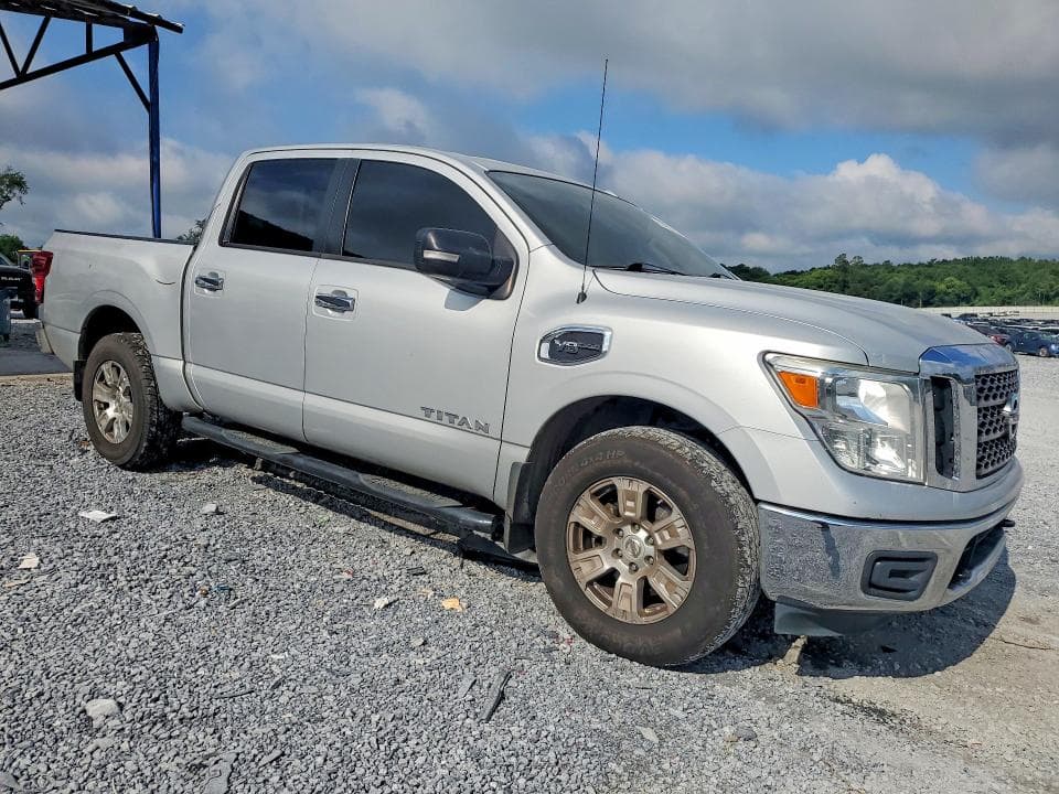 2017 NISSAN TITAN S 4