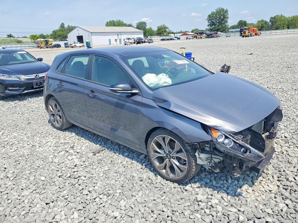 2019 HYUNDAI ELANTRA 4