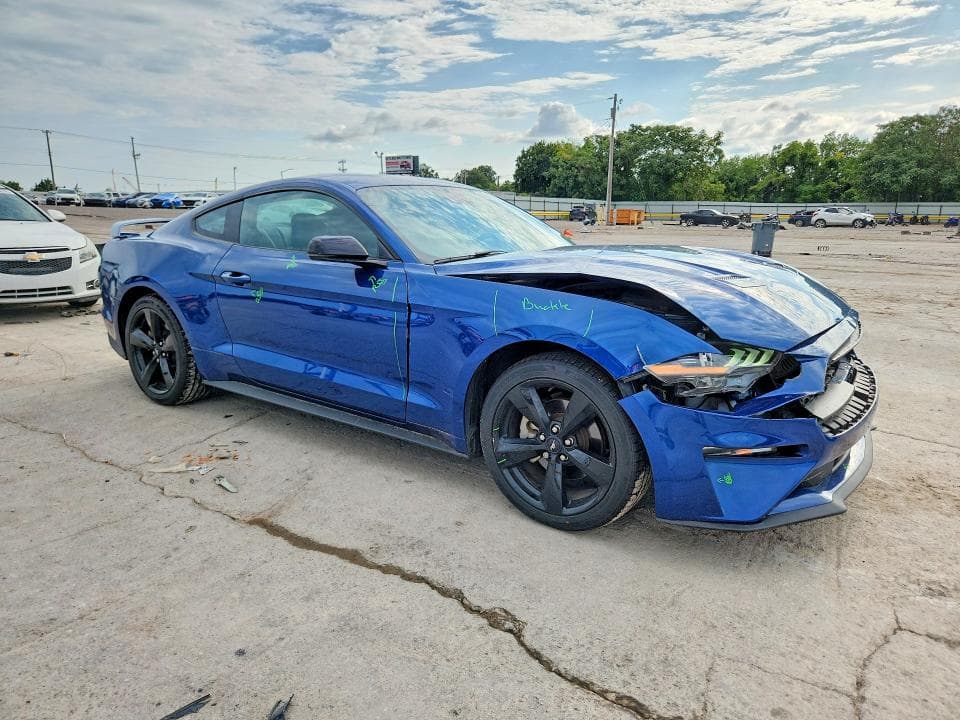 2022 FORD MUSTANG 4