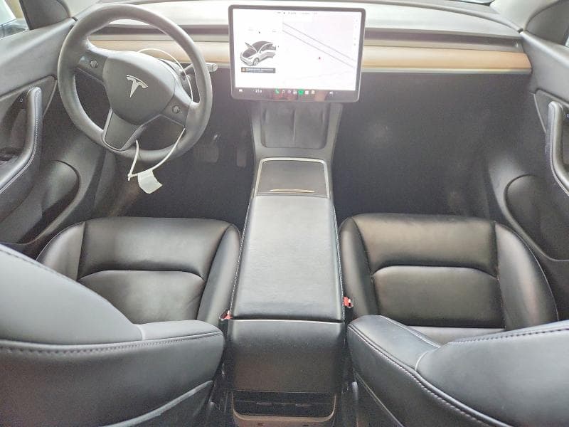 2021 TESLA MODEL Y 8
