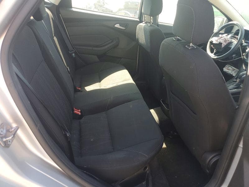 2018 FORD FOCUS SE 10