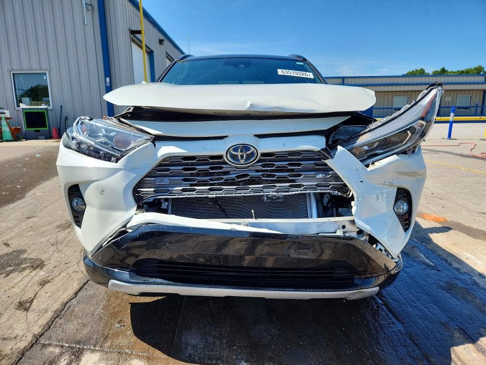 2021 TOYOTA RAV4 XSE 5