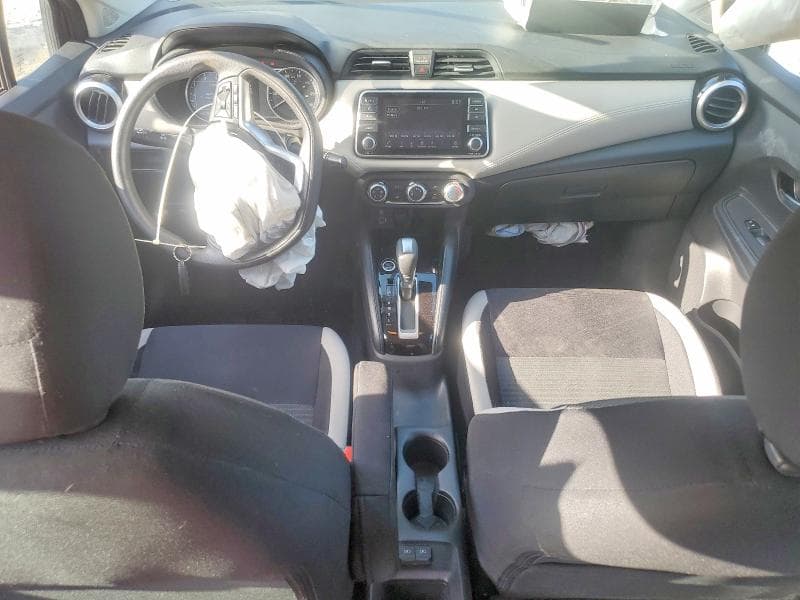 2020 NISSAN VERSA SV 8
