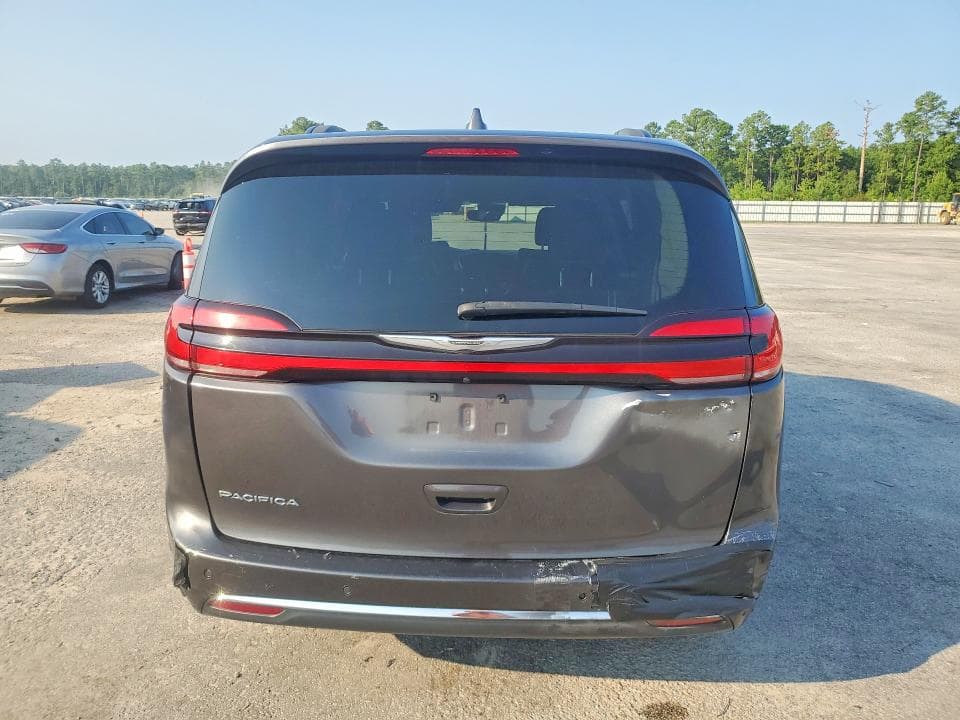 2022 CHRYSLER PACIFICA TOURING L 6