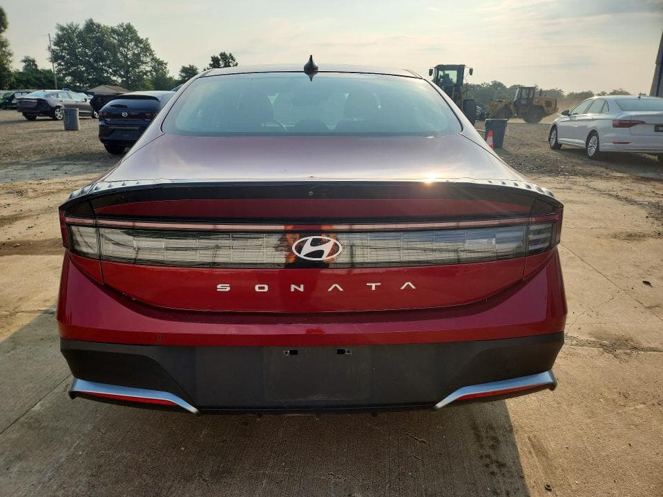 2025 HYUNDAI SONATA SE 6