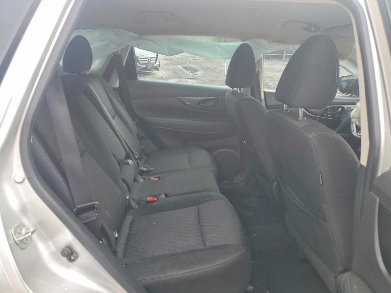 2019 NISSAN ROGUE S 11