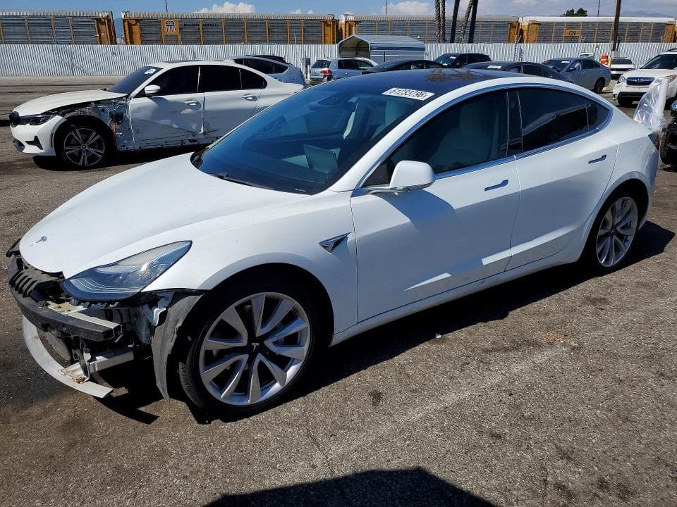 2018 TESLA MODEL 3