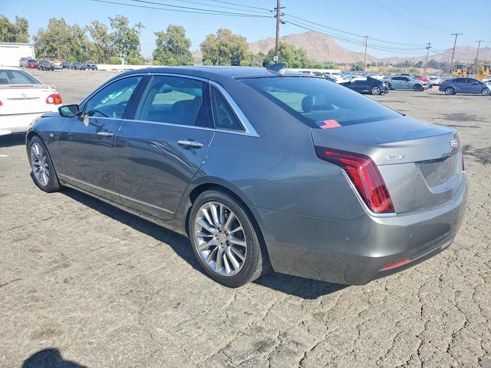 2017 CADILLAC CT6 LUXURY 2