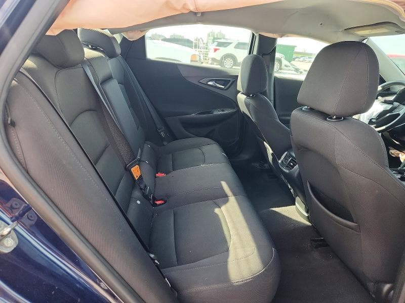 2017 CHEVROLET MALIBU LT 10