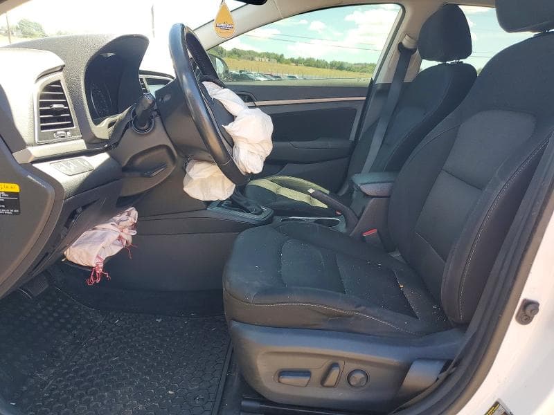 2017 HYUNDAI ELANTRA 7