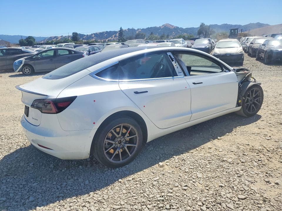 2020 TESLA MODEL 3 3