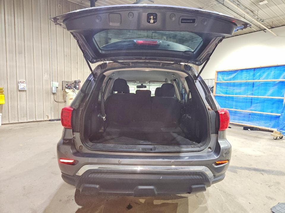 2017 NISSAN PATHFINDER SV 6