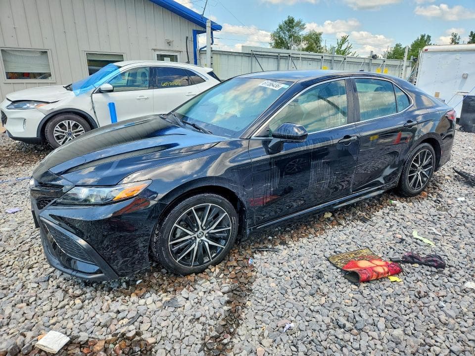 2022 TOYOTA CAMRY SE - 1