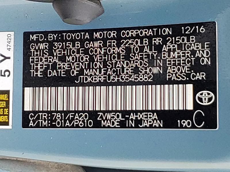 2017 TOYOTA PRIUS TWO 13