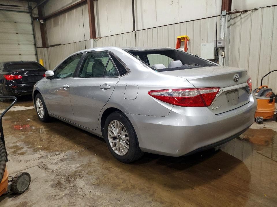 2017 TOYOTA CAMRY LE 2