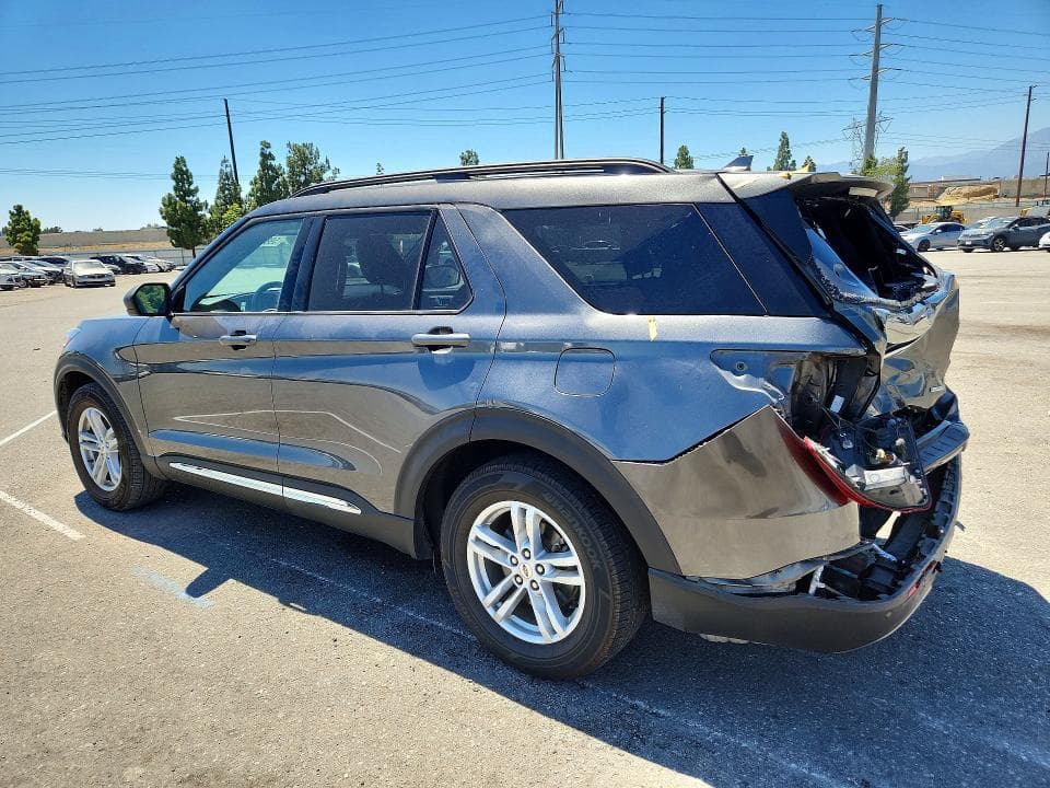2020 FORD EXPLORER XLT 2