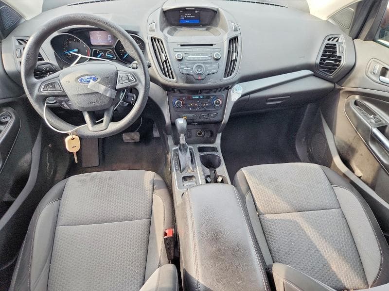 2017 FORD ESCAPE SE 8